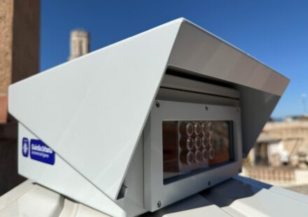 Una cámara lectora de matriculas / Ayuntamiento de Figueres