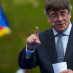 Carles Puigdemont en la presentación de sus listas en Elna (EFE)