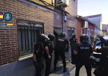 Policia Nacional en una entrada de registro / POLICIA NACIONAL